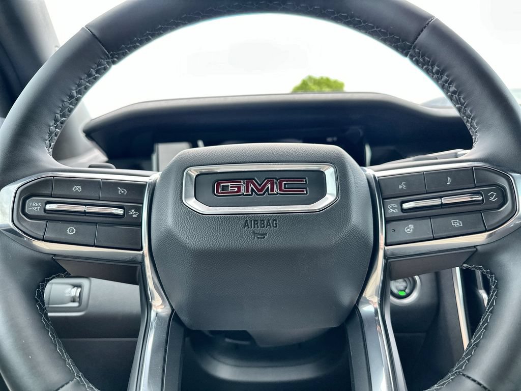 New 2026 GMC Acadia Elevation w/ Black Edition FWD image 33