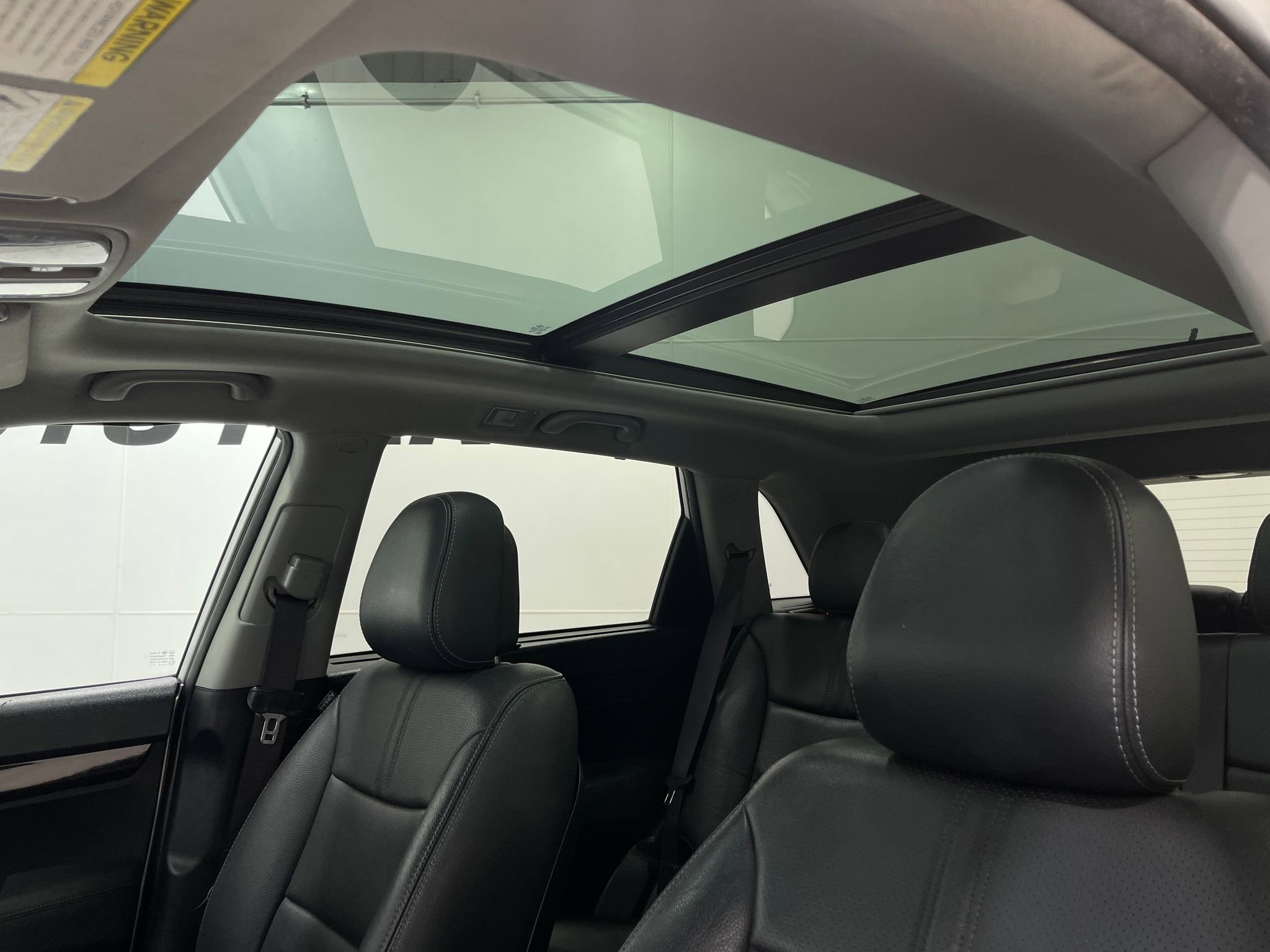 Used 2014 Kia Sorento SX w/ 3rd Row Package image 10