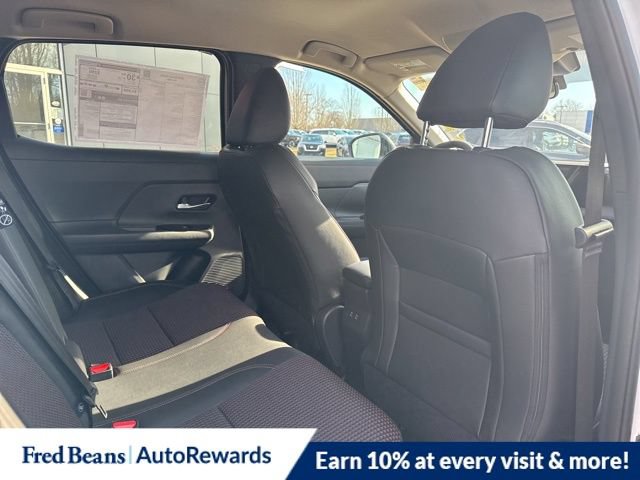 New 2026 Nissan Kicks SR w/ Cold Weather Package AWD/4WD image 15