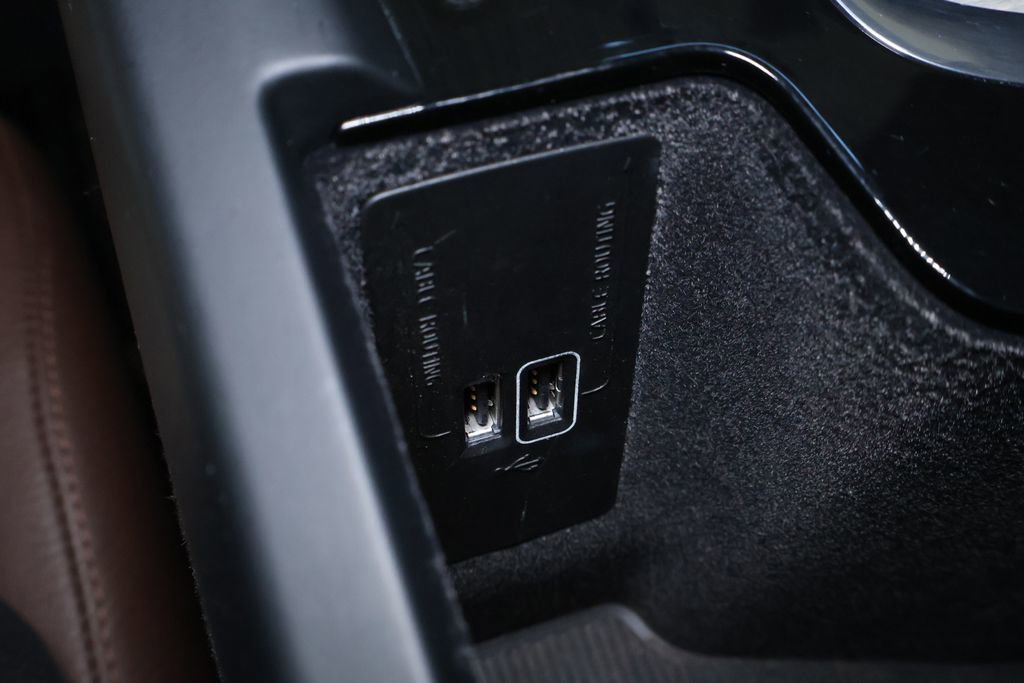 Used 2018 Volvo XC60 T6 Inscription w/ Convenience Package image 37