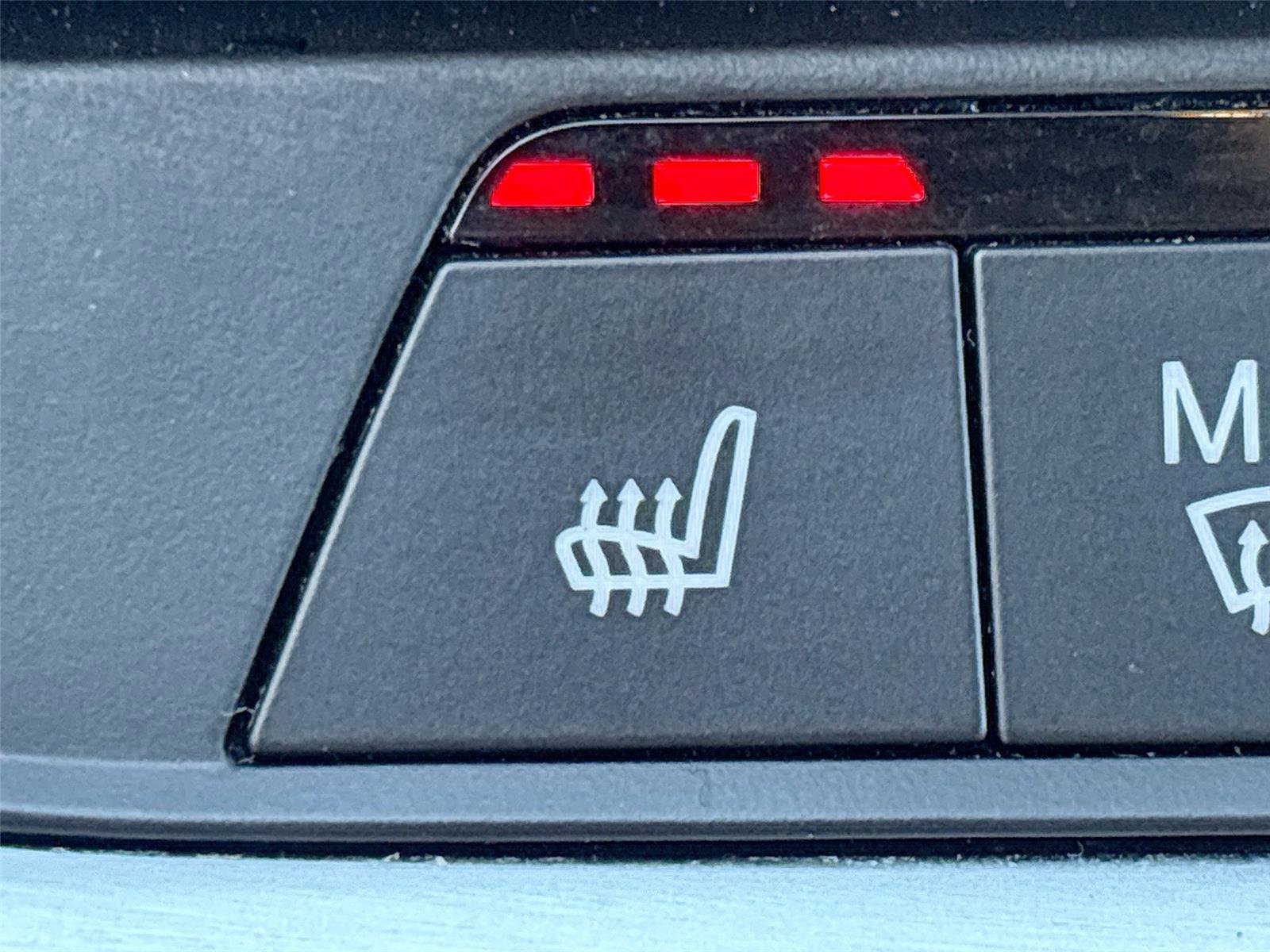 Used 2020 BMW X5 xDrive40i w/ Premium Package image 21