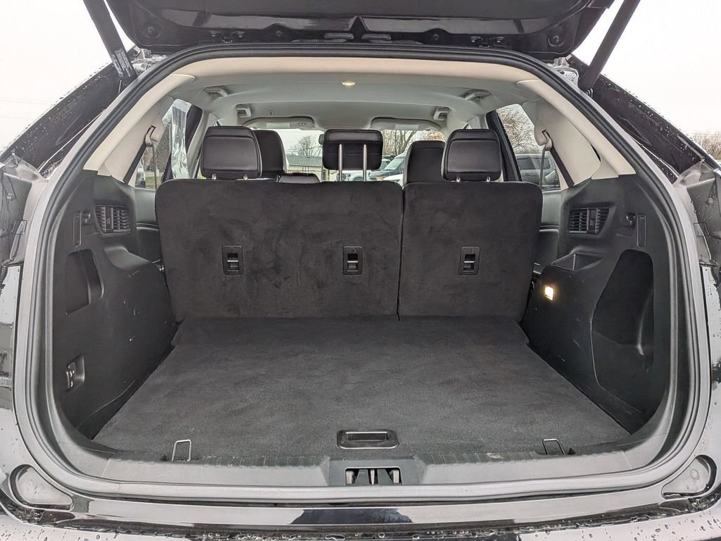 Used 2022 Ford Edge SEL w/ Convenience Package AWD/4WD image 24