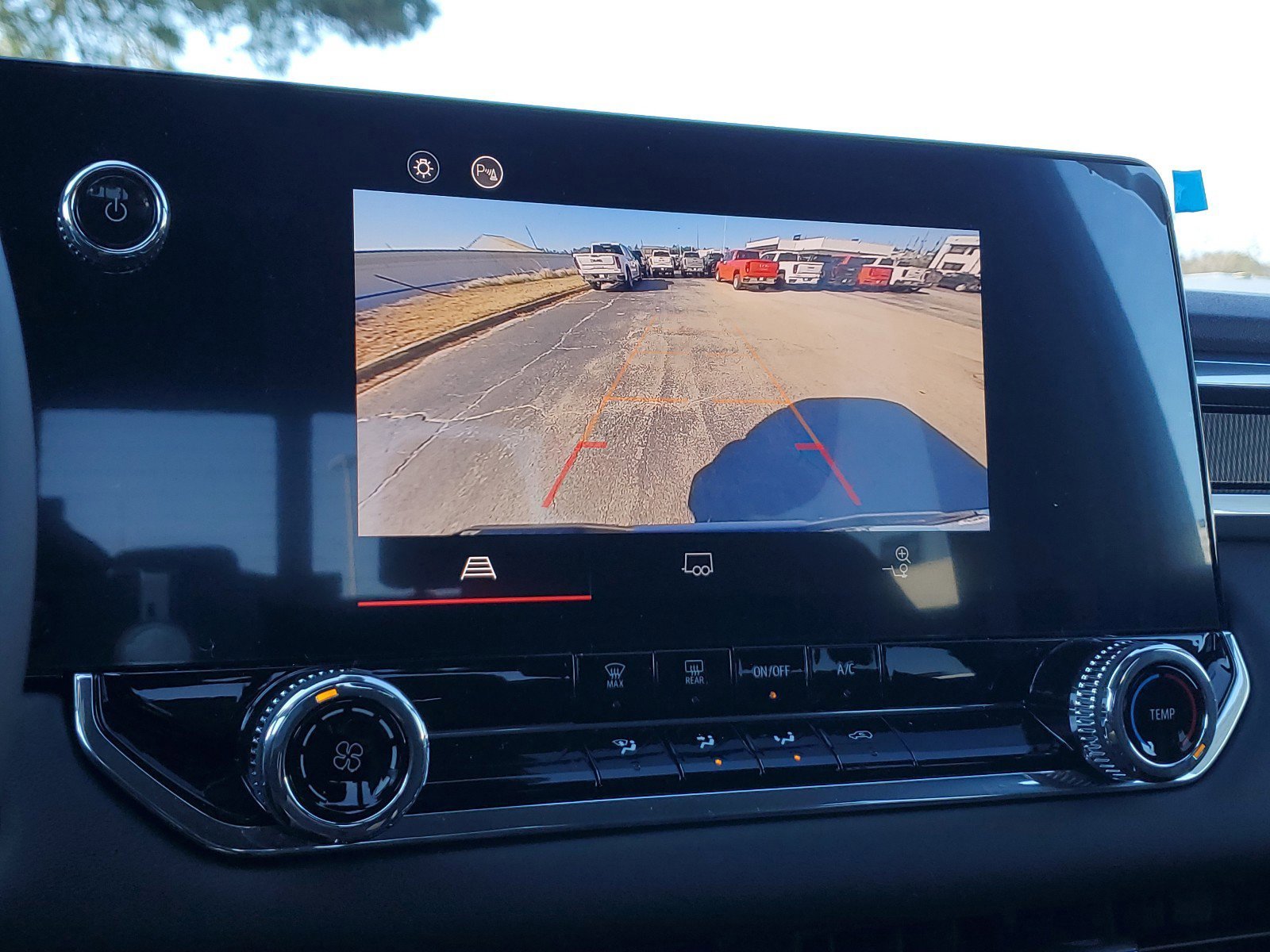 New 2025 GMC Canyon Elevation image 27