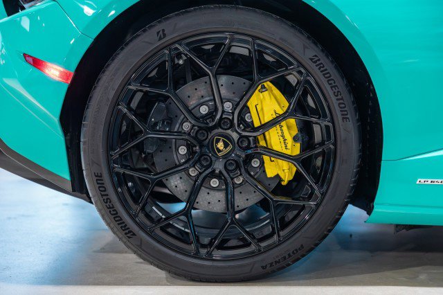 Used 2024 Lamborghini Huracan Tecnica image 38