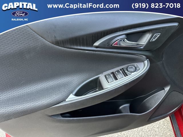 Used 2021 Chevrolet Malibu RS FWD image 20