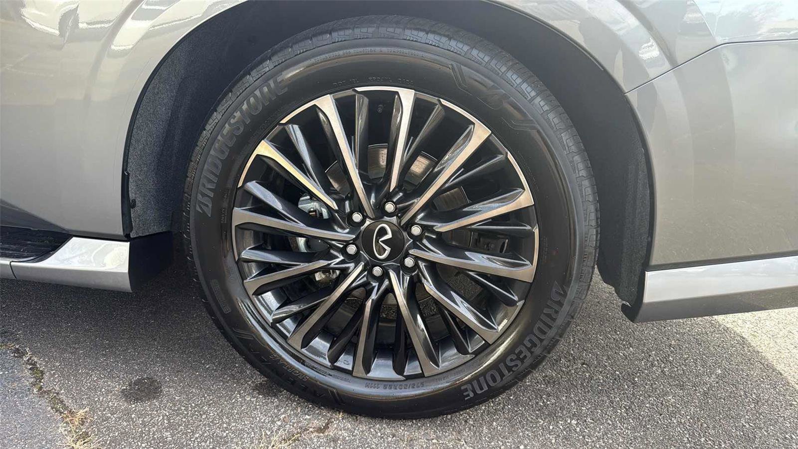 Certified 2025 INFINITI QX80 Autograph image 32