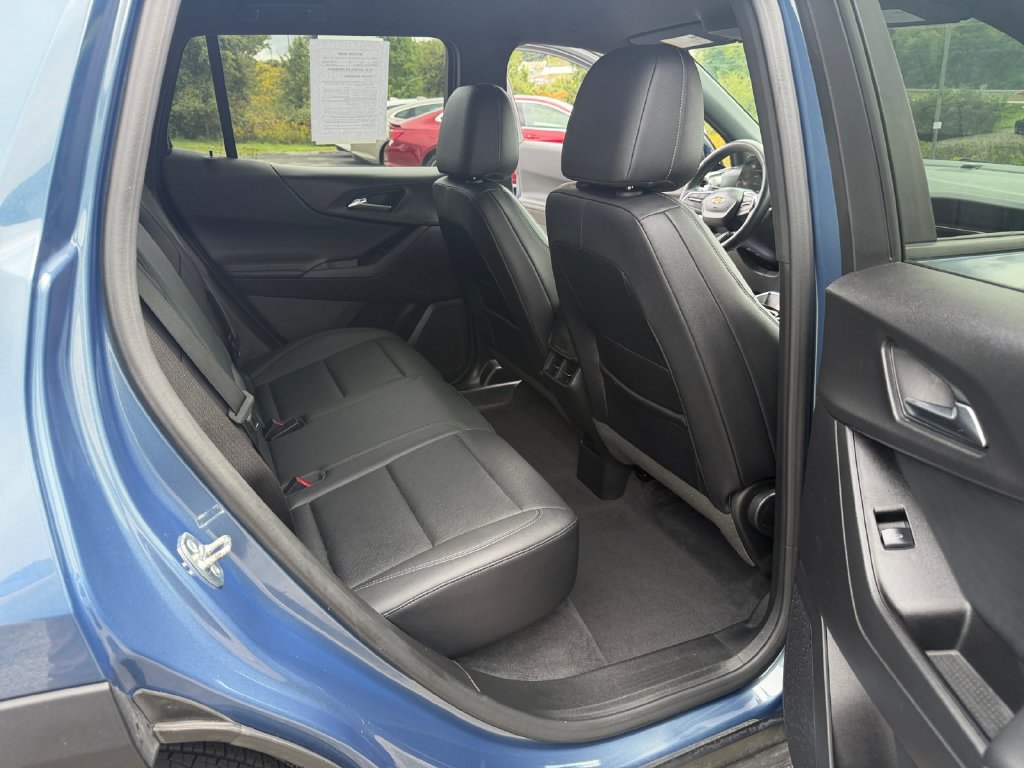 Used 2025 Chevrolet Equinox LT w/ Convenience Package II AWD/4WD image 27
