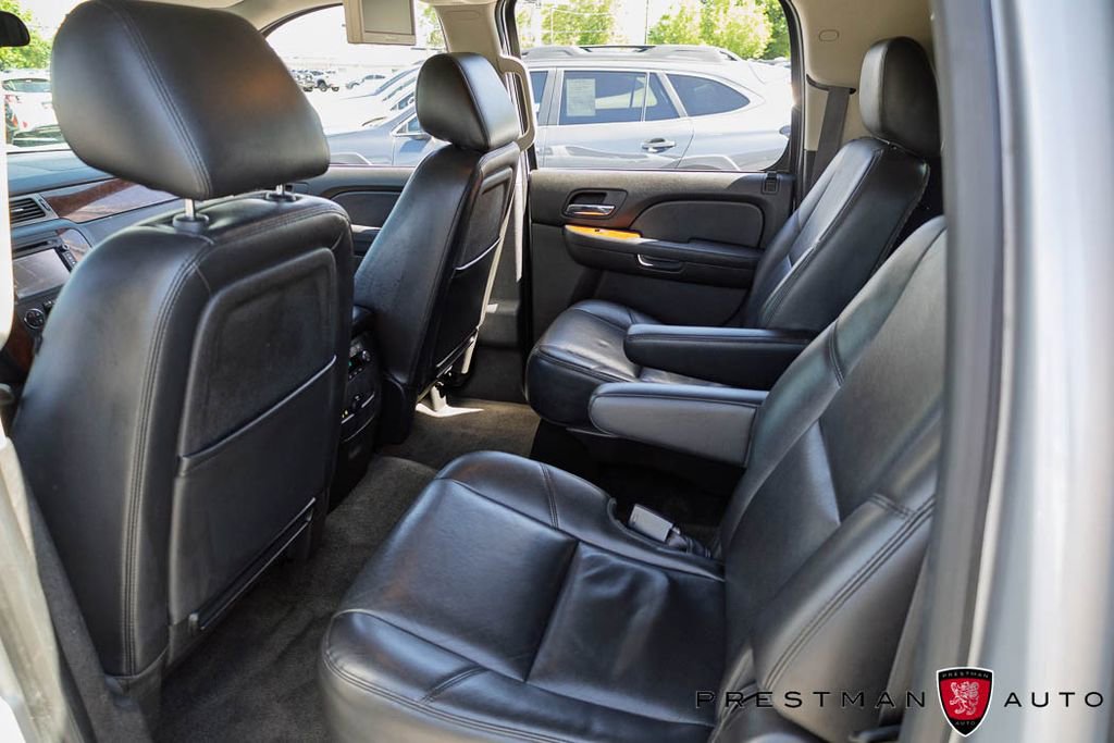 Used 2014 Chevrolet Suburban LTZ AWD/4WD image 36