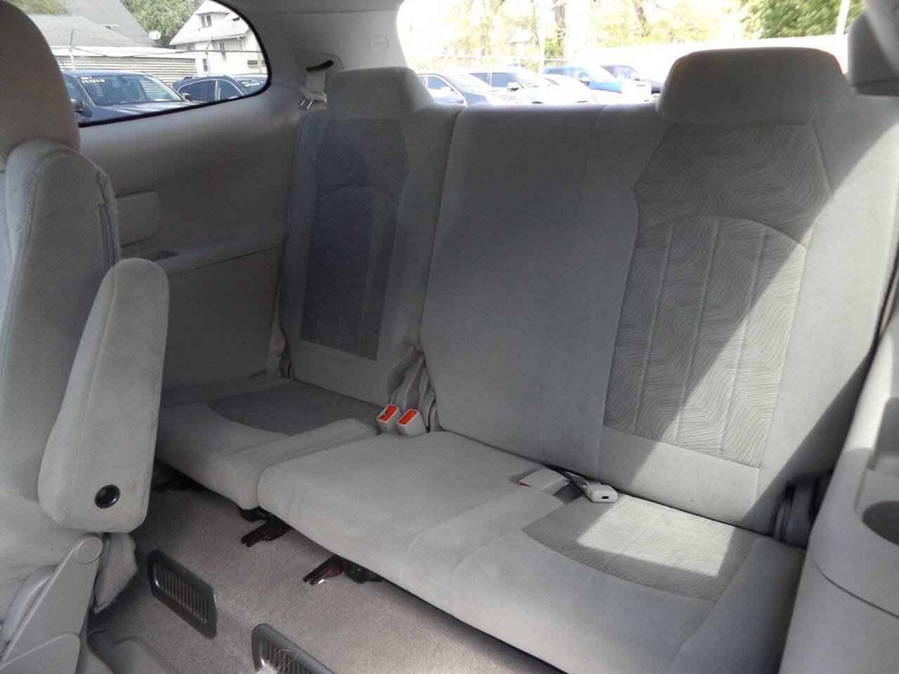 Used 2015 Buick Enclave Convenience FWD image 17