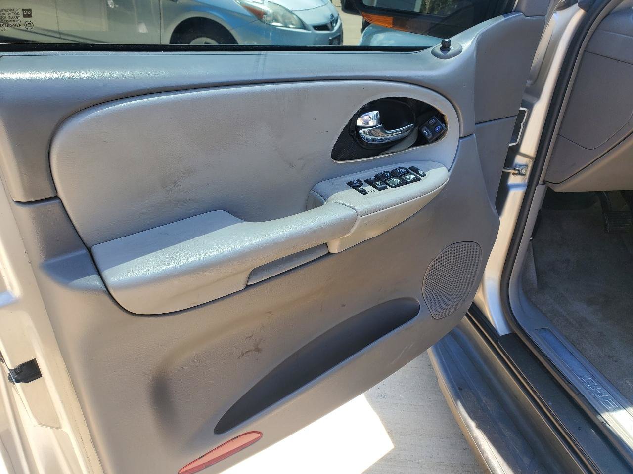 Used 2005 Chevrolet TrailBlazer LT RWD image 17