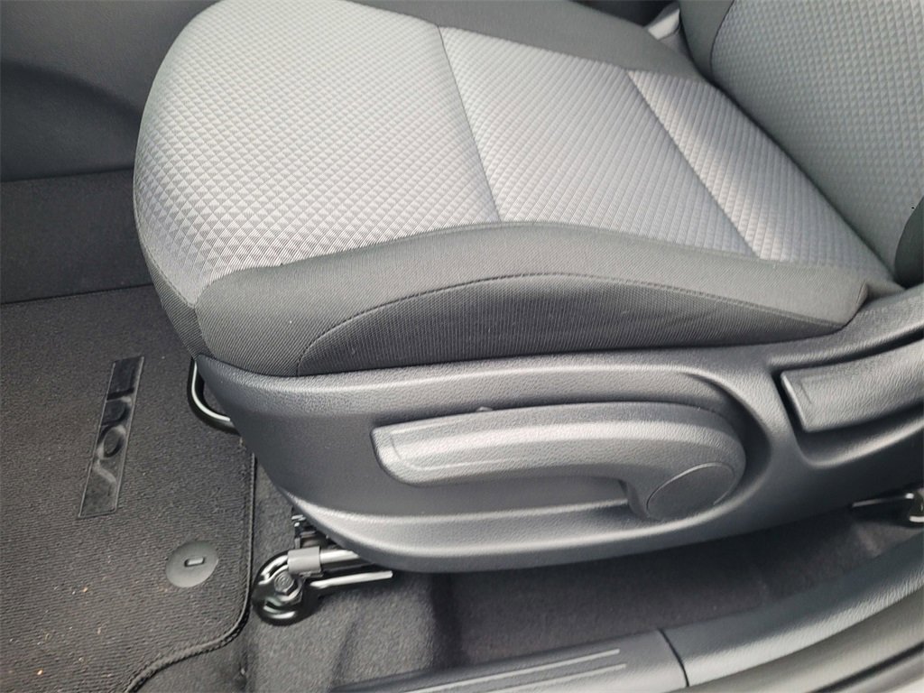 Used 2025 Kia Soul LX image 27