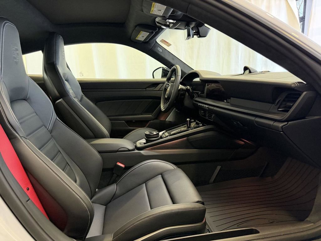 New 2026 Porsche 911 Carrera GTS RWD image 16