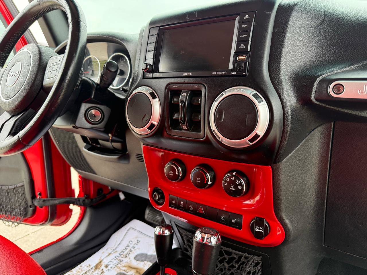 Used 2014 Jeep Wrangler Unlimited Sahara w/ Dual Top Group image 26