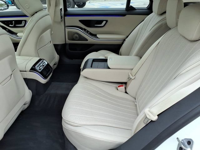 Certified 2023 Mercedes-Benz S 500 4MATIC image 18