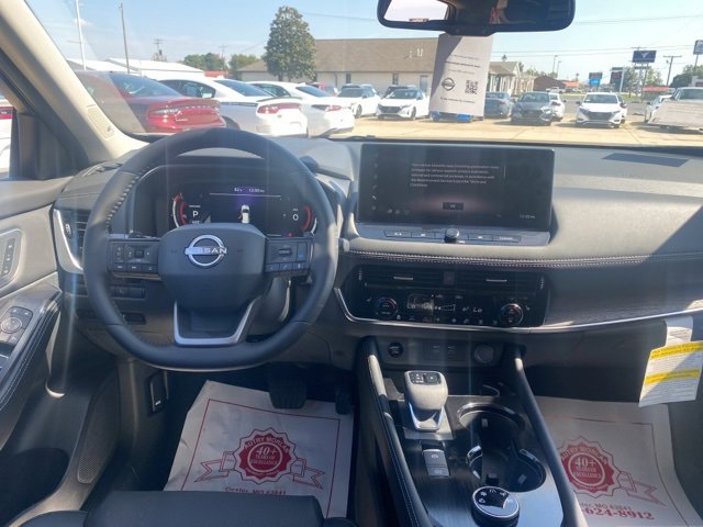 New 2026 Nissan Rogue Platinum w/ Platinum Premium Package image 14