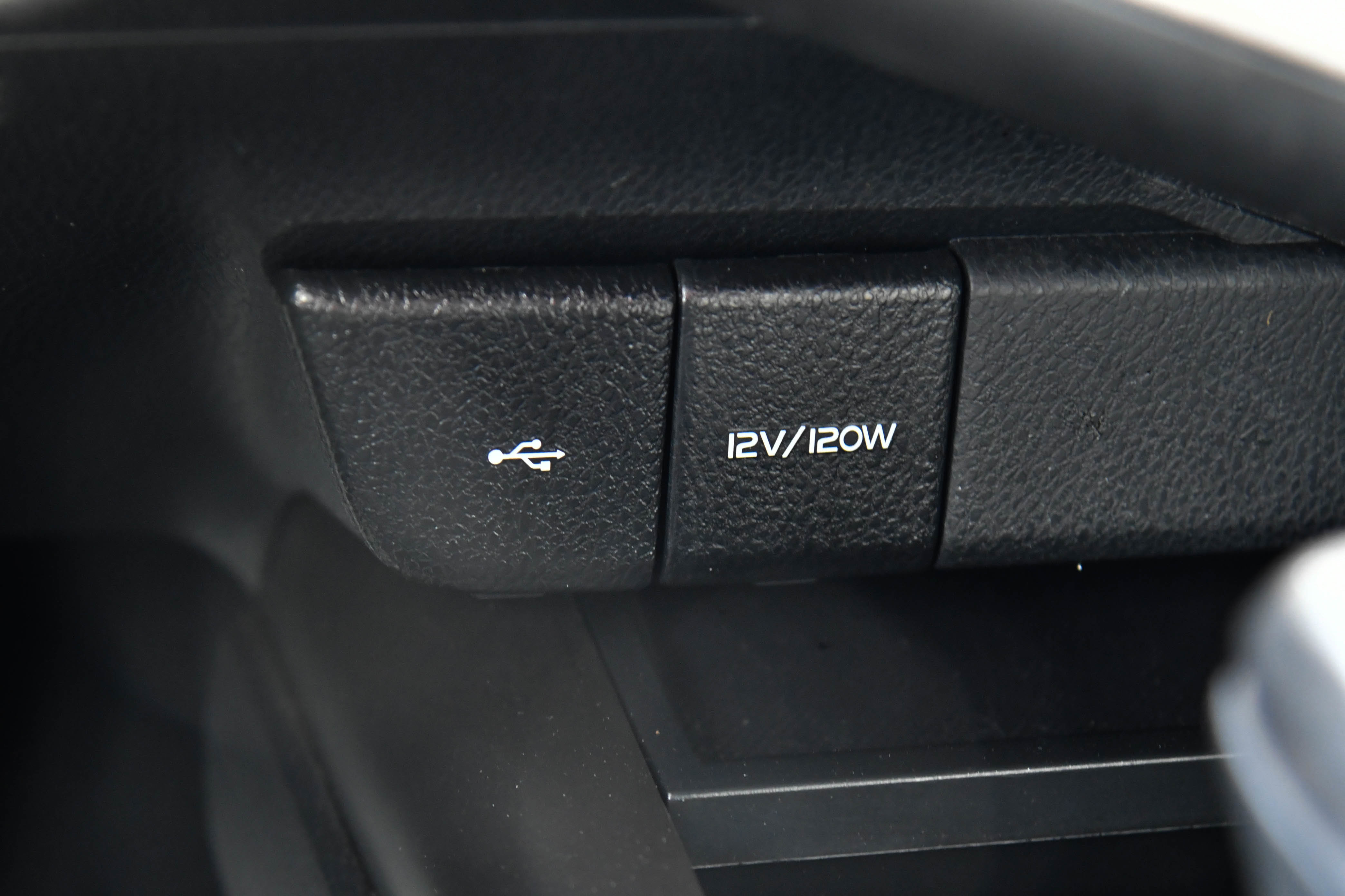 Used 2024 Toyota Camry SE image 23