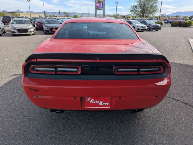 Used 2010 Dodge Challenger R/T image 4