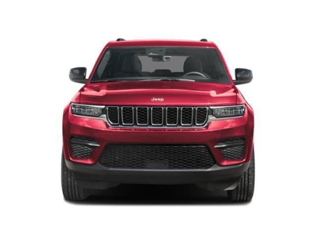 Used 2025 Jeep Grand Cherokee Laredo X AWD/4WD image 4