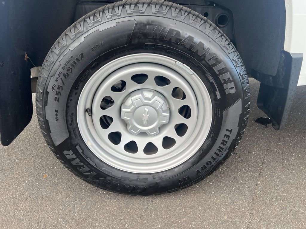 Used 2025 Chevrolet Colorado W/T image 43