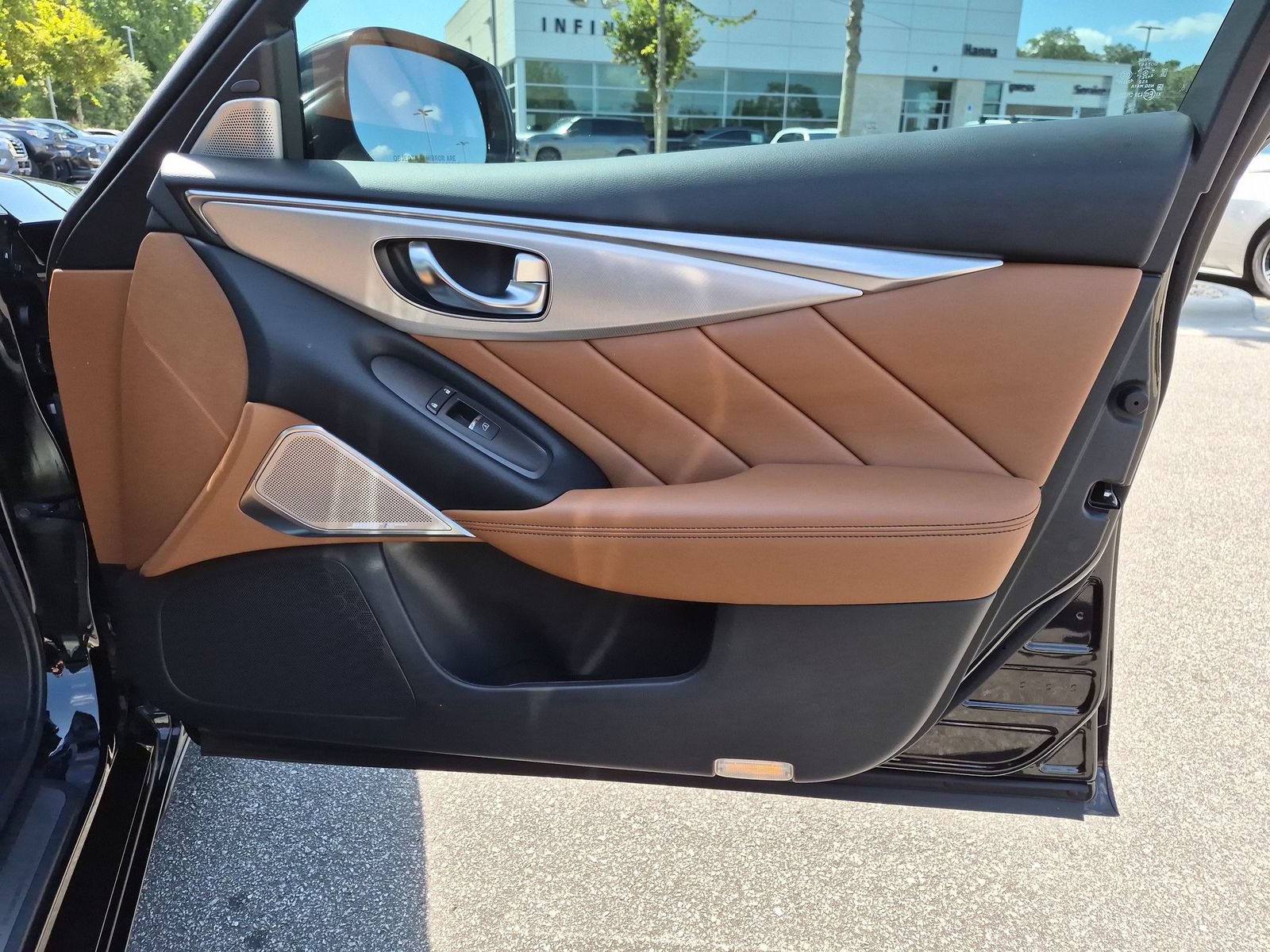 Used 2023 INFINITI Q50 Luxe w/ Cargo Package RWD image 32