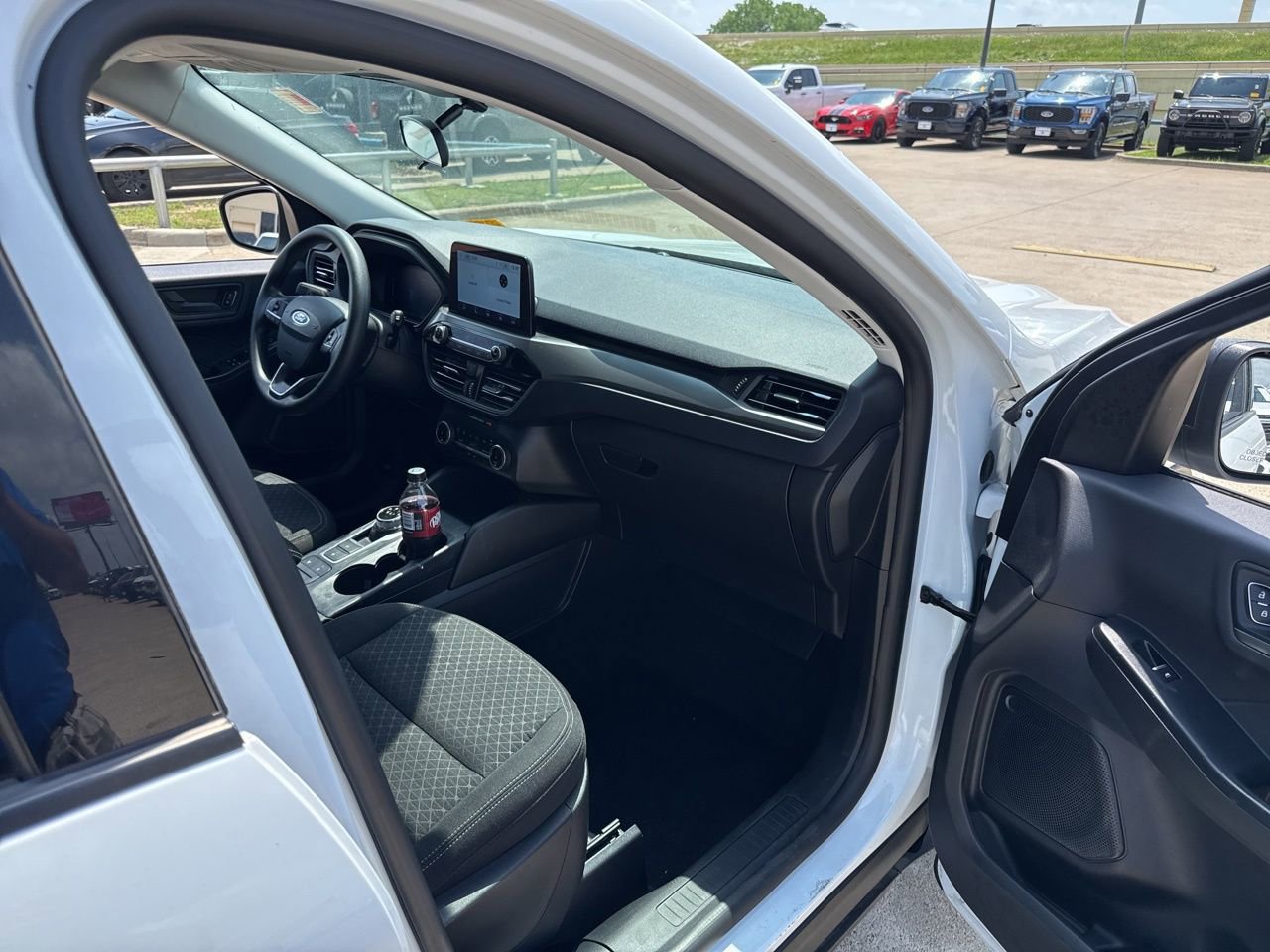 Used 2025 Ford Escape Active image 15