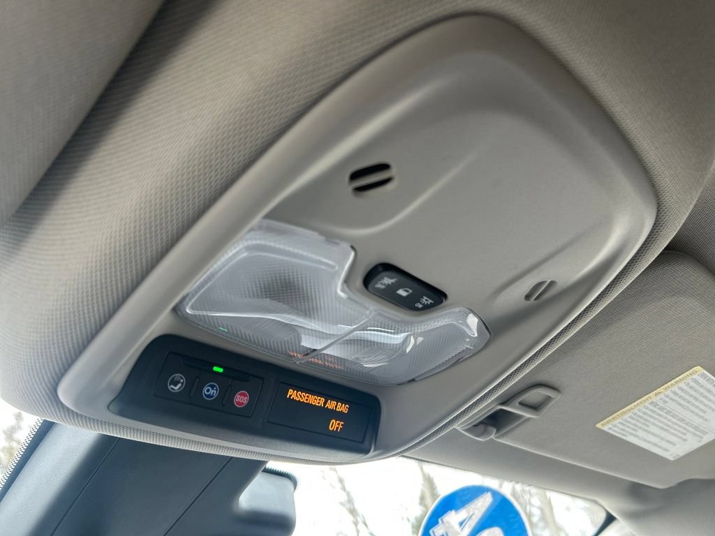 Used 2024 Buick Encore GX Sport Touring FWD image 27