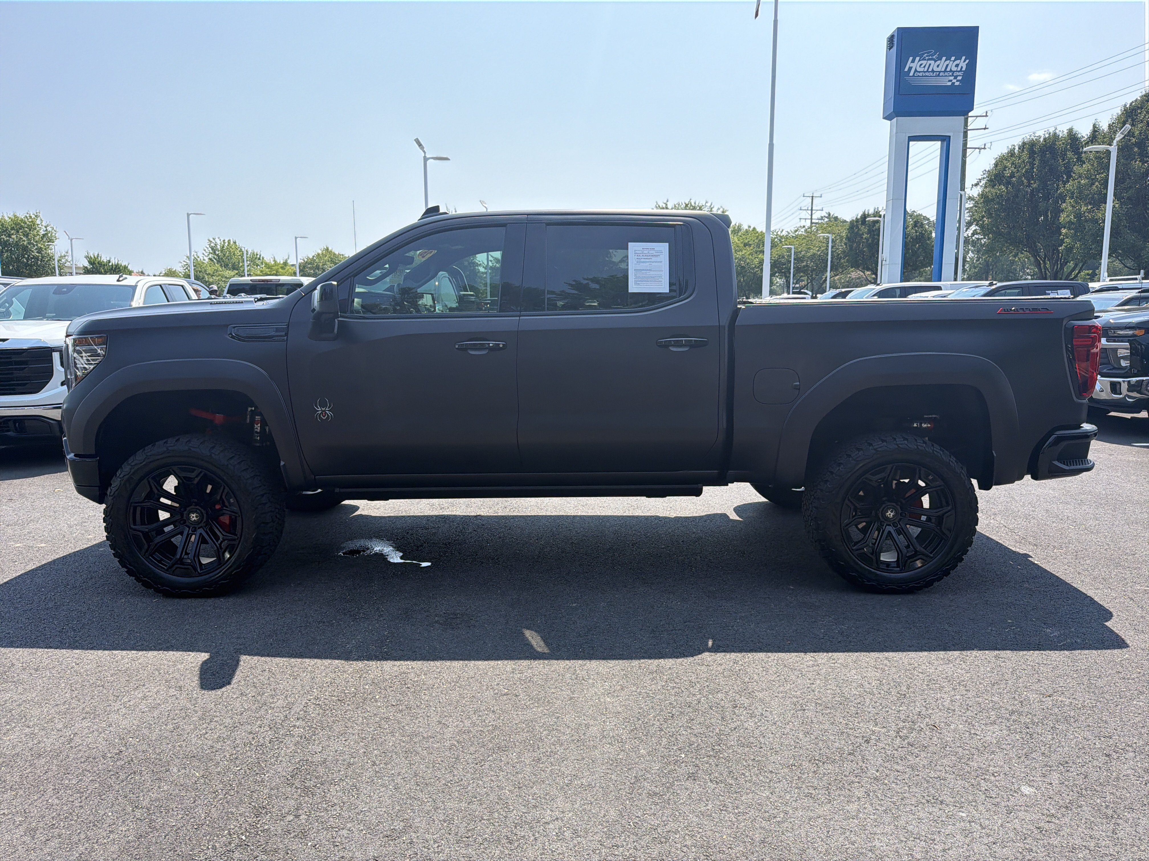 Used 2026 GMC Sierra 1500 AT4 w/ AT4 Premium Package AWD/4WD image 8