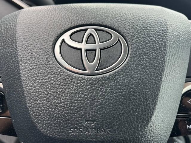 Used 2026 Toyota Camry LE FWD image 31