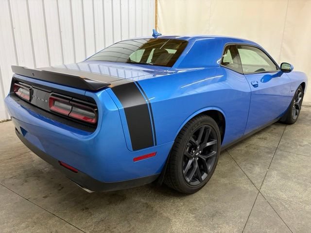 Used 2019 Dodge Challenger R/T RWD image 6