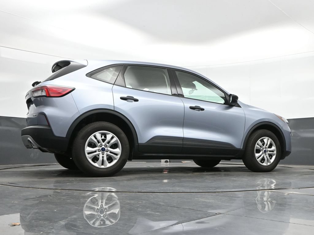 Used 2022 Ford Escape S AWD/4WD image 40