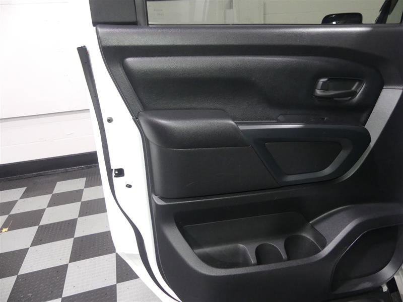 Used 2022 Nissan Titan S w/ S Utility Package image 23