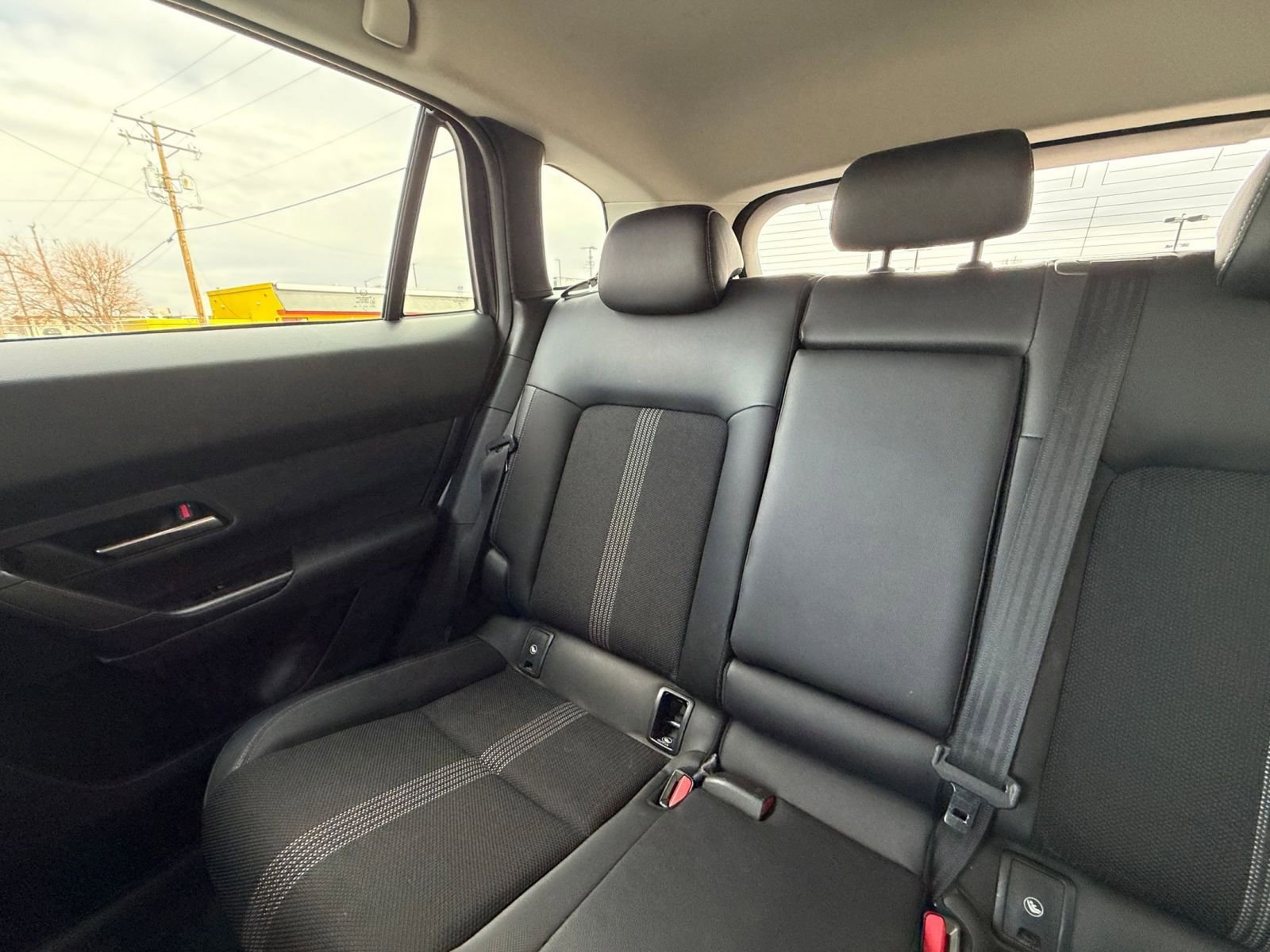 Used 2025 MAZDA CX-50 AWD 2.5 S w/ Premium Package image 38