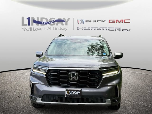 Used 2023 Honda Pilot Touring image 7