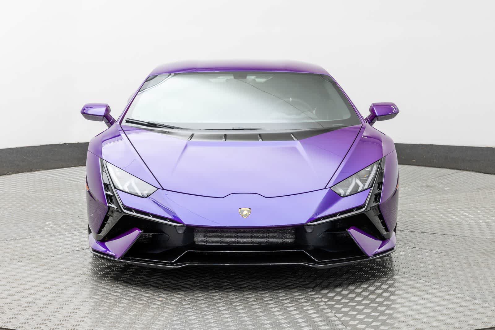 Used 2024 Lamborghini Huracan Tecnica RWD image 6