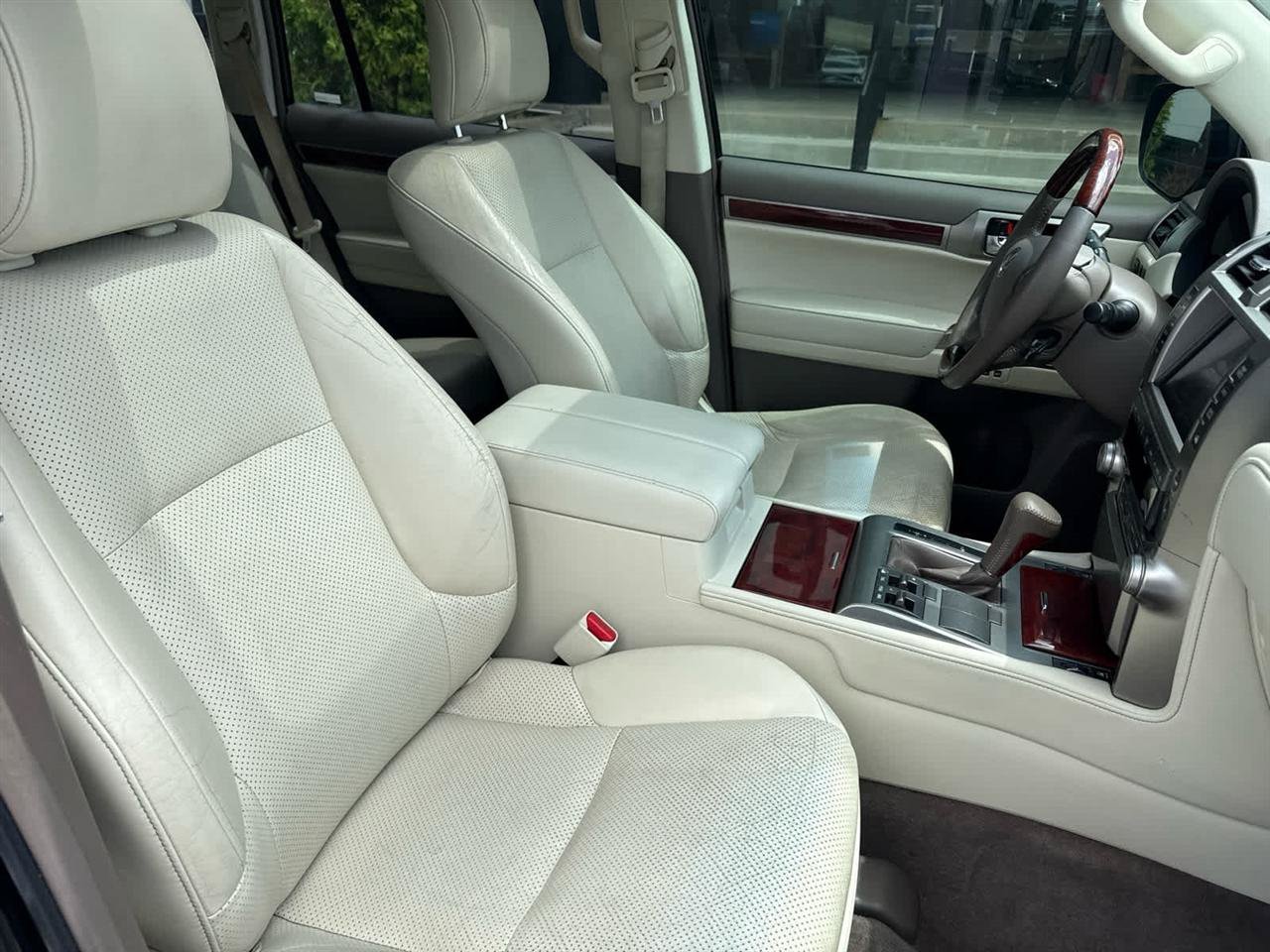Used 2013 Lexus GX 460 w/ Comfort Plus Pkg AWD/4WD image 31