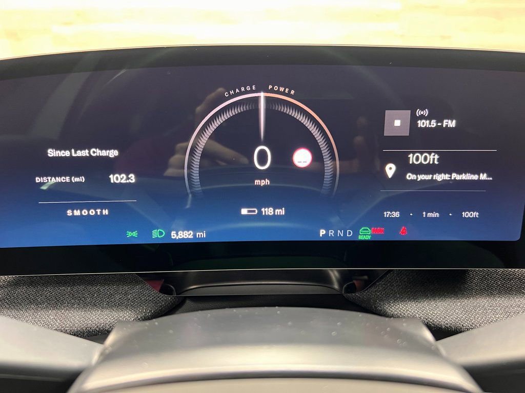 Used 2025 Lucid Air Touring AWD/4WD image 33