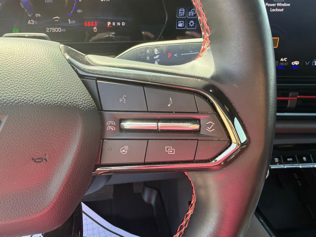 Used 2025 Chevrolet Silverado EV RST image 32