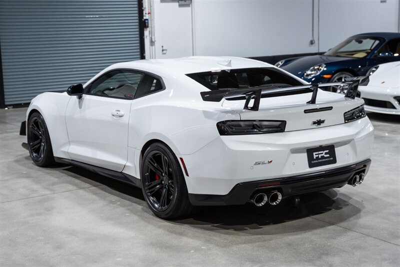 Used 2018 Chevrolet Camaro ZL1 RWD image 4