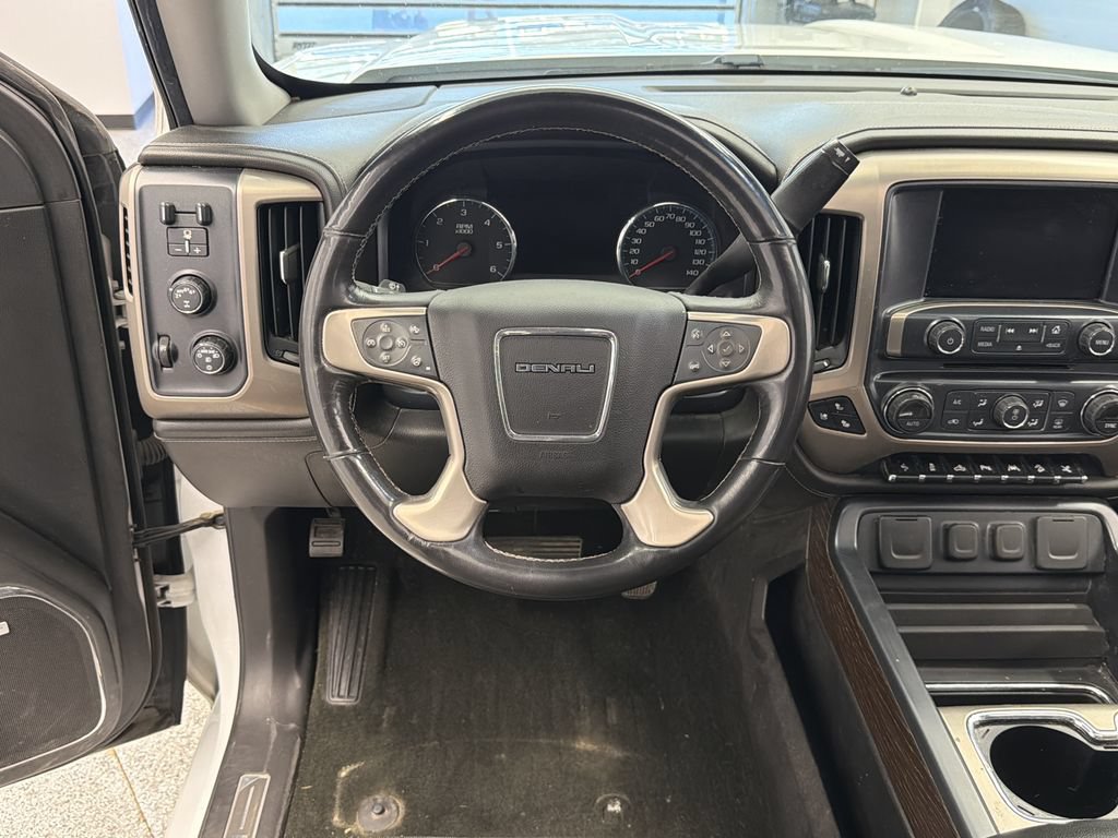 Used 2017 GMC Sierra 1500 Denali w/ Denali Ultimate Package AWD/4WD image 22