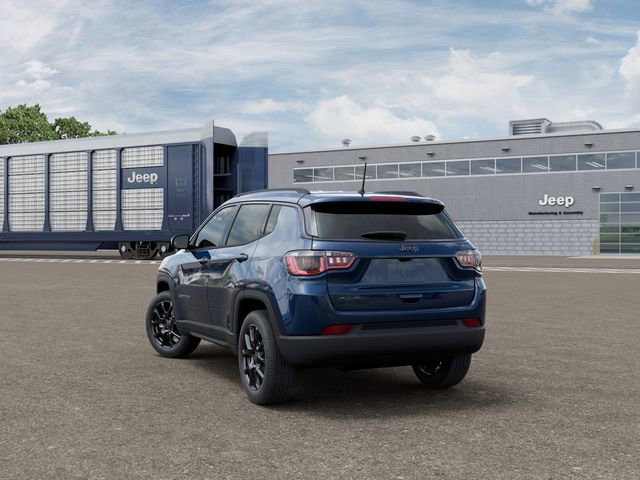 New 2026 Jeep Compass Latitude AWD/4WD image 4