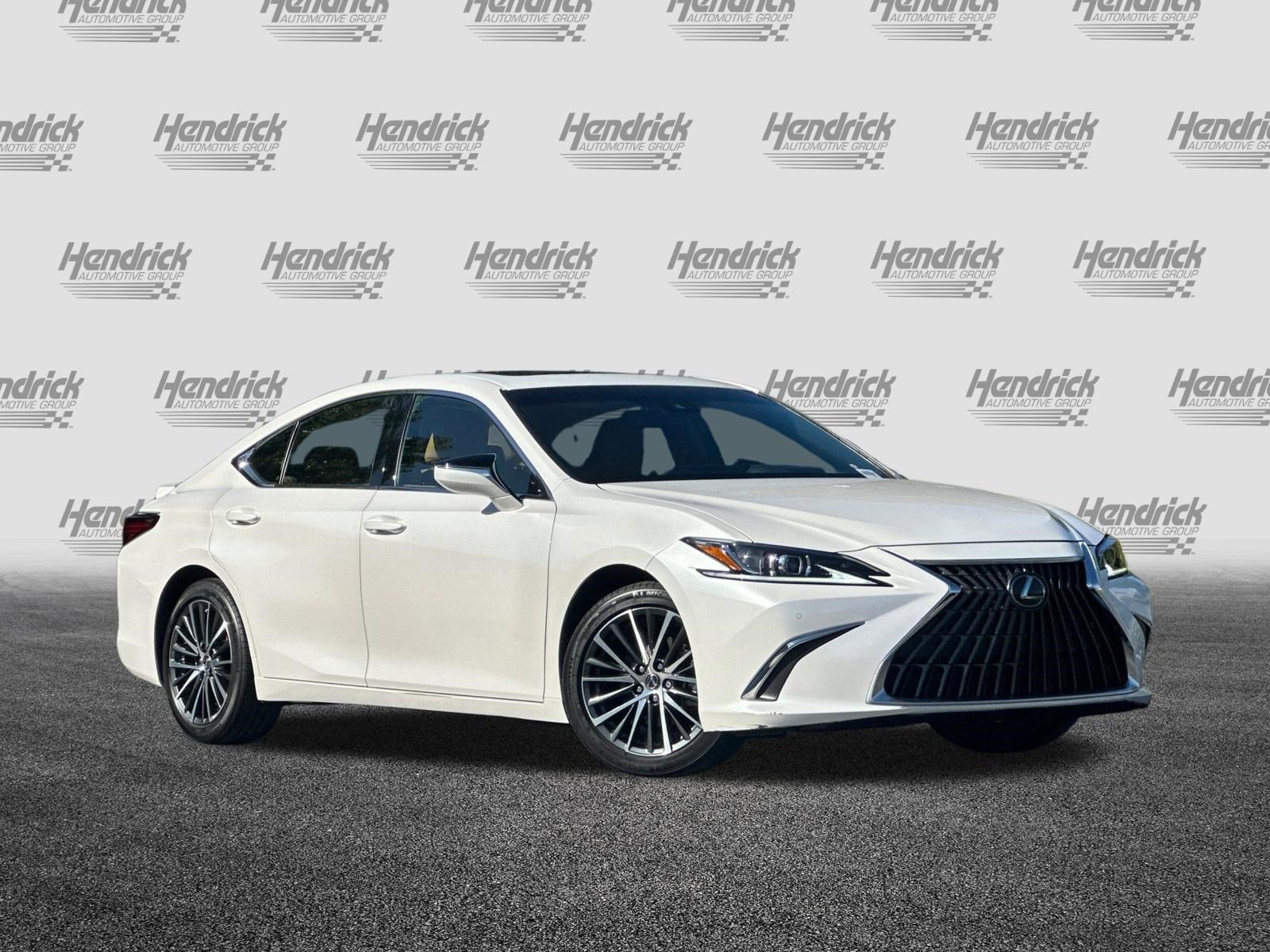 Certified 2024 Lexus ES 300h w/ Premium Package FWD image 2