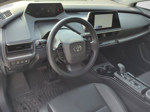 Used 2025 Toyota Prius XLE FWD image 8