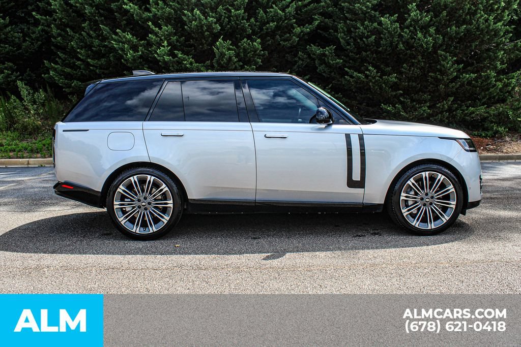 Used 2024 Land Rover Range Rover SE AWD/4WD image 8