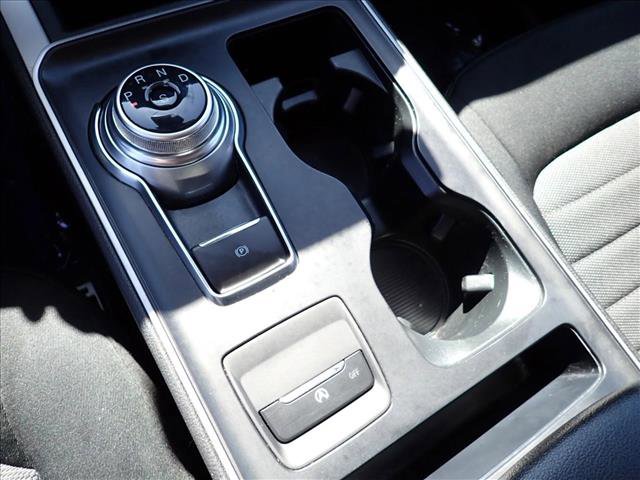 Used 2022 Ford Edge SE image 16