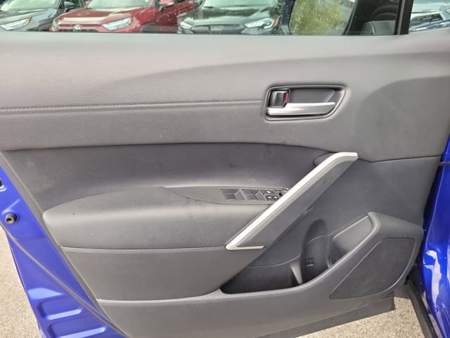 Used 2024 Toyota Corolla Cross XSE w/ Convenience Package image 12