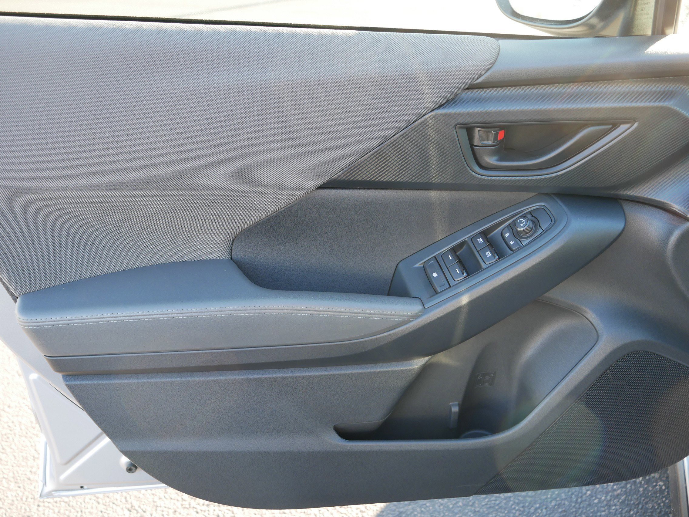 Certified 2025 Subaru Crosstrek 2.0i Premium image 22