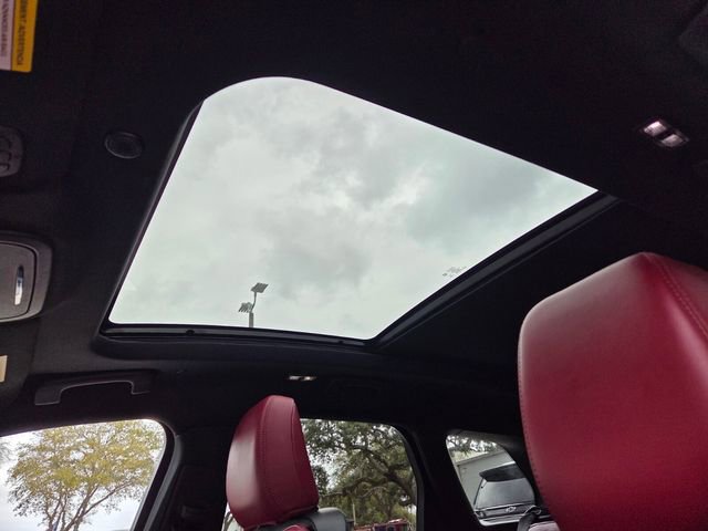 Used 2023 Lincoln Corsair Reserve w/ Equipment Group 201A image 27