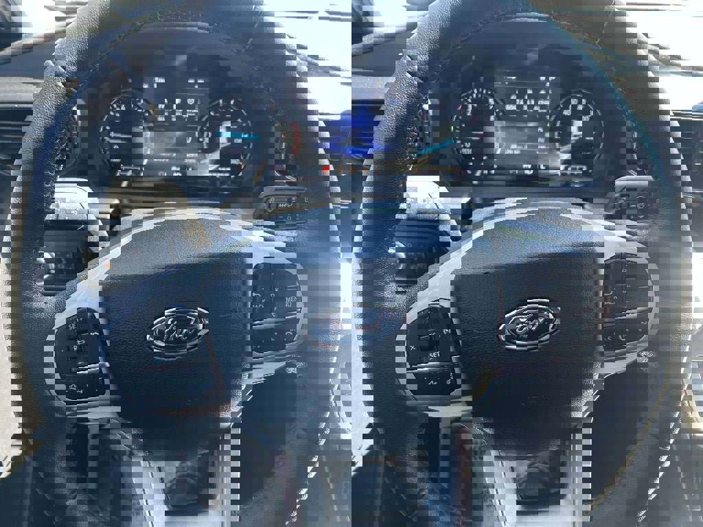 Used 2021 Ford Explorer XLT image 15