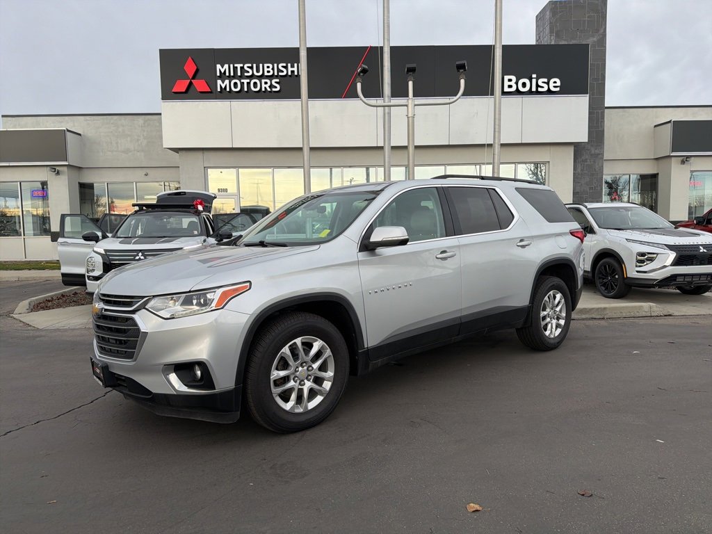 Used 2021 Chevrolet Traverse LT w/ LPO, Cargo Package image 1