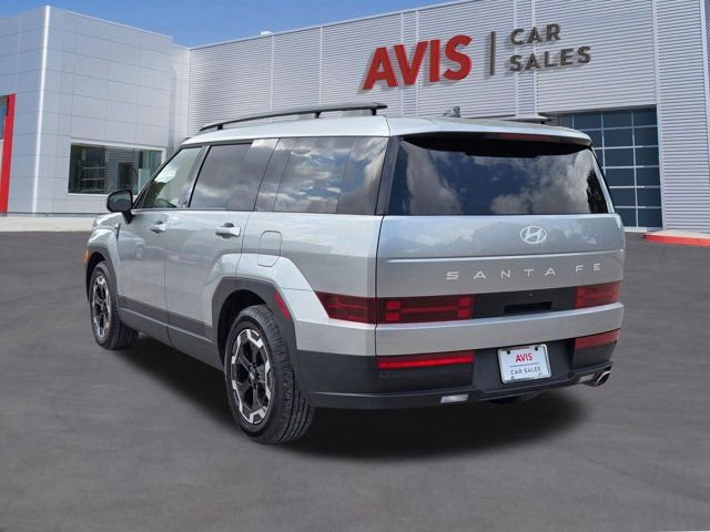 Used 2025 Hyundai Santa Fe SEL FWD image 10